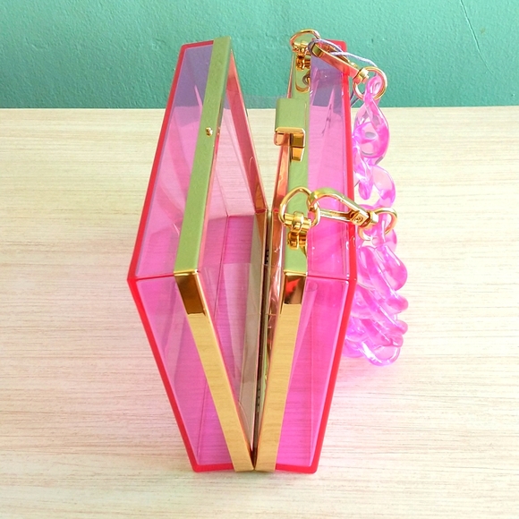 Jill and Ally Luxury Translucent Pink Acrylic Chain Clutch w/Snap Closure - Picture 3 of 4